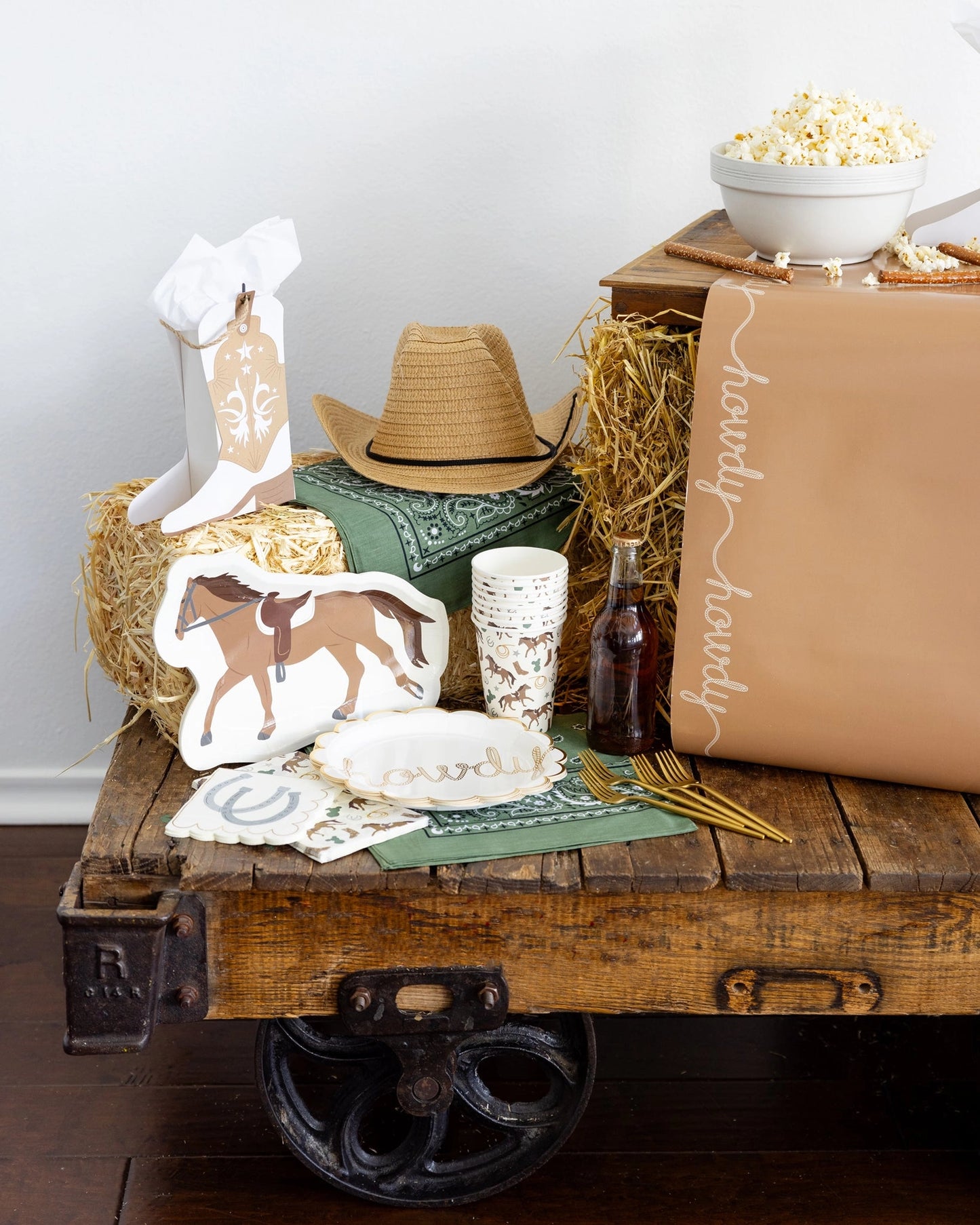 Howdy Table Runner