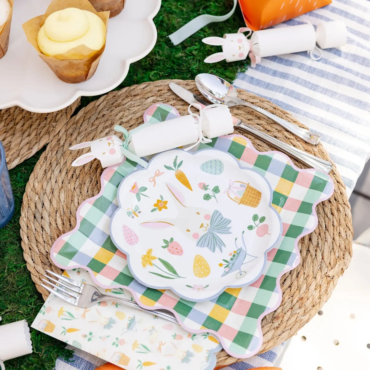 Easter Scatter Dinner Napkins