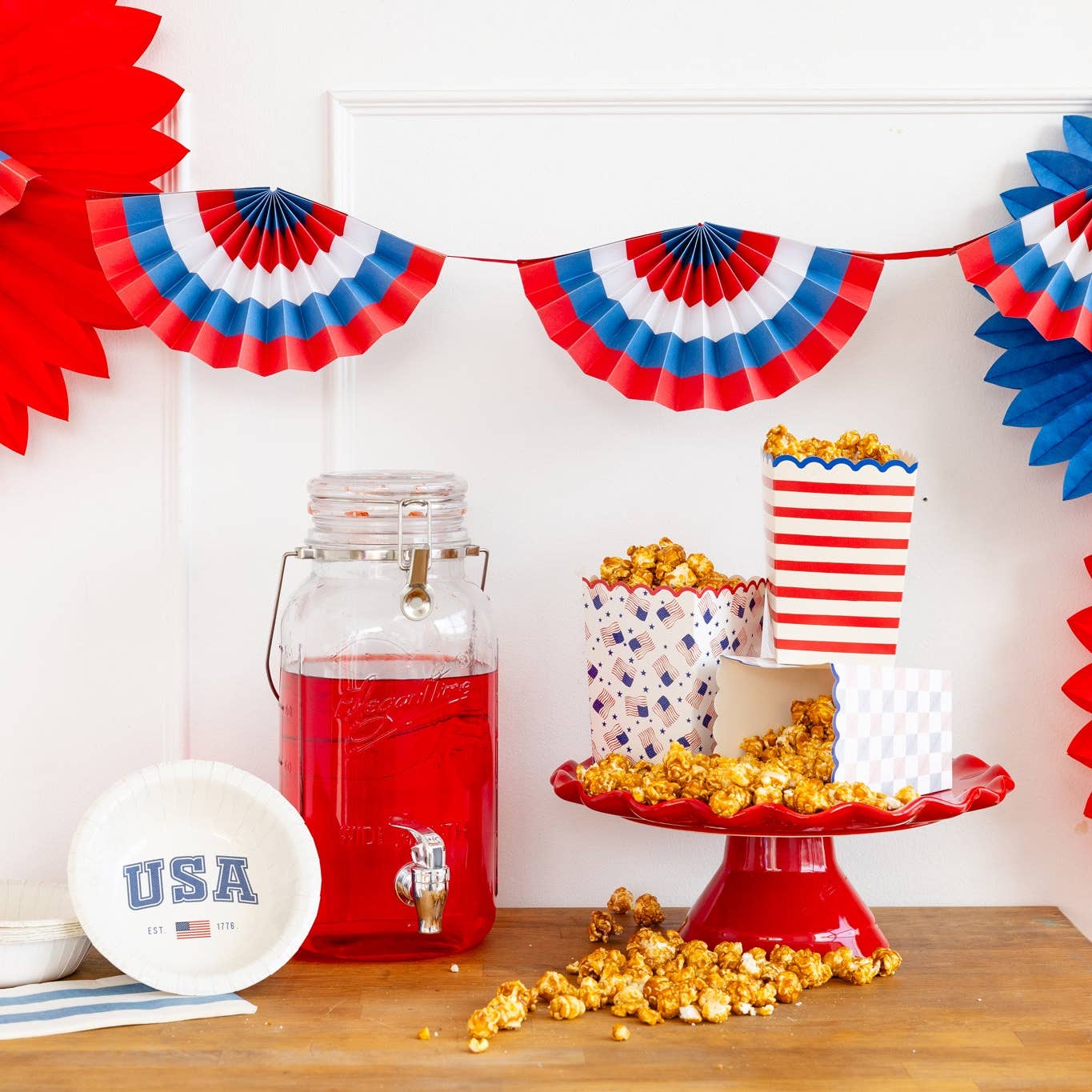 Hamptons USA Paper Bowls